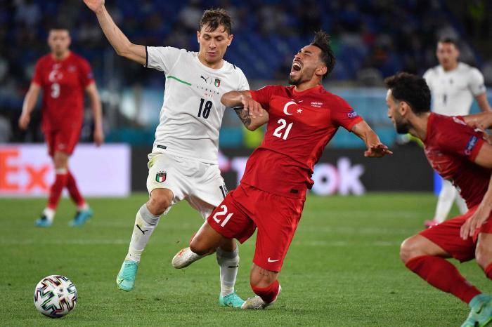 九游体育app-国家队欧国联胜局频现,望夺欧锦赛头把交椅