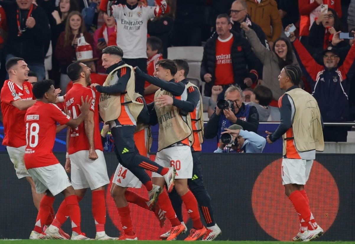 九游体育登录-关于欧预赛四强迈向冠军,胜利的歌声在前方的信息