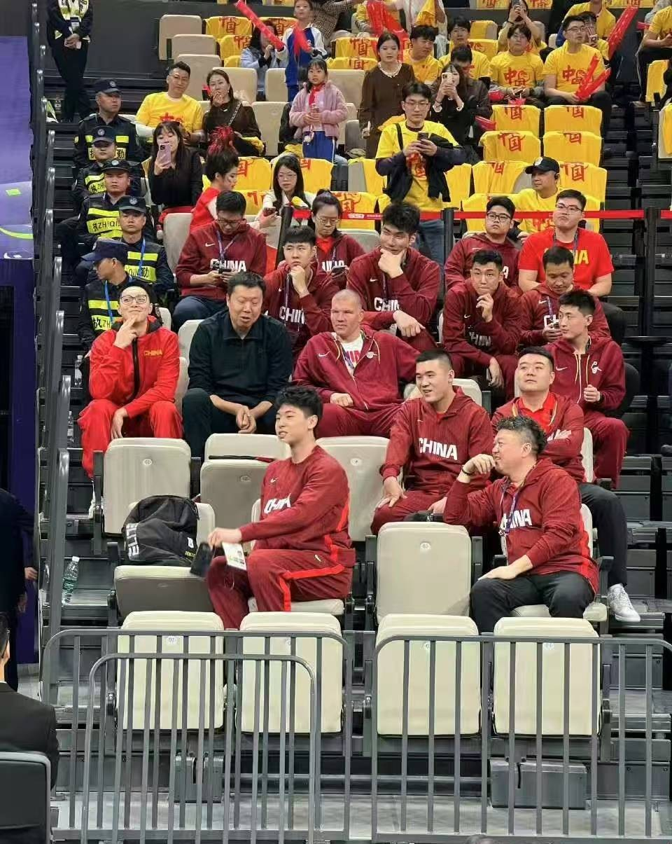 球队教练调整战术,助阵获胜 球队教练调整战术,助阵获胜