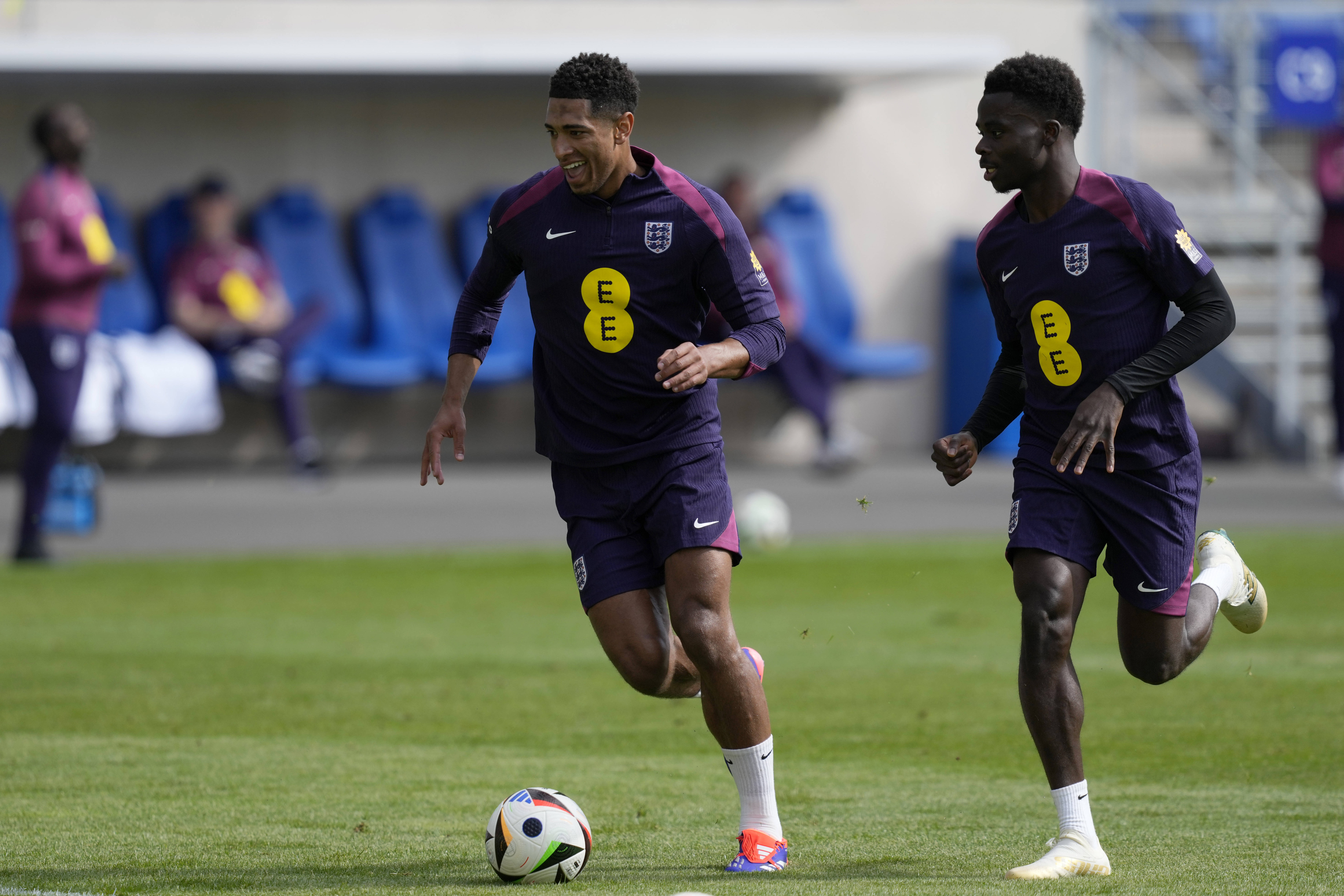 英格兰队球员状态亮眼,获得胜利的简单介绍 英格兰队球员状态亮眼,获得胜利的简单介绍