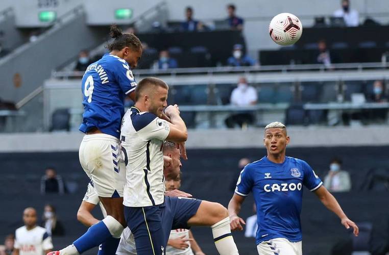 九游体育亚洲官网-伦敦德比!切尔西胜阿森纳,英超争夺愈演愈烈的简单介绍