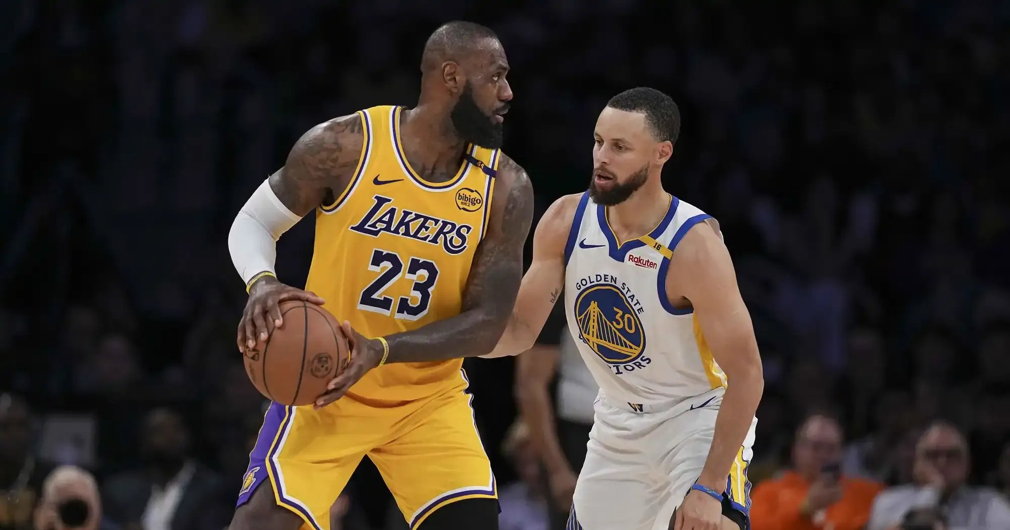 詹姆斯砍下三双,率队击败快船 詹姆斯砍下三双,率队击败快船