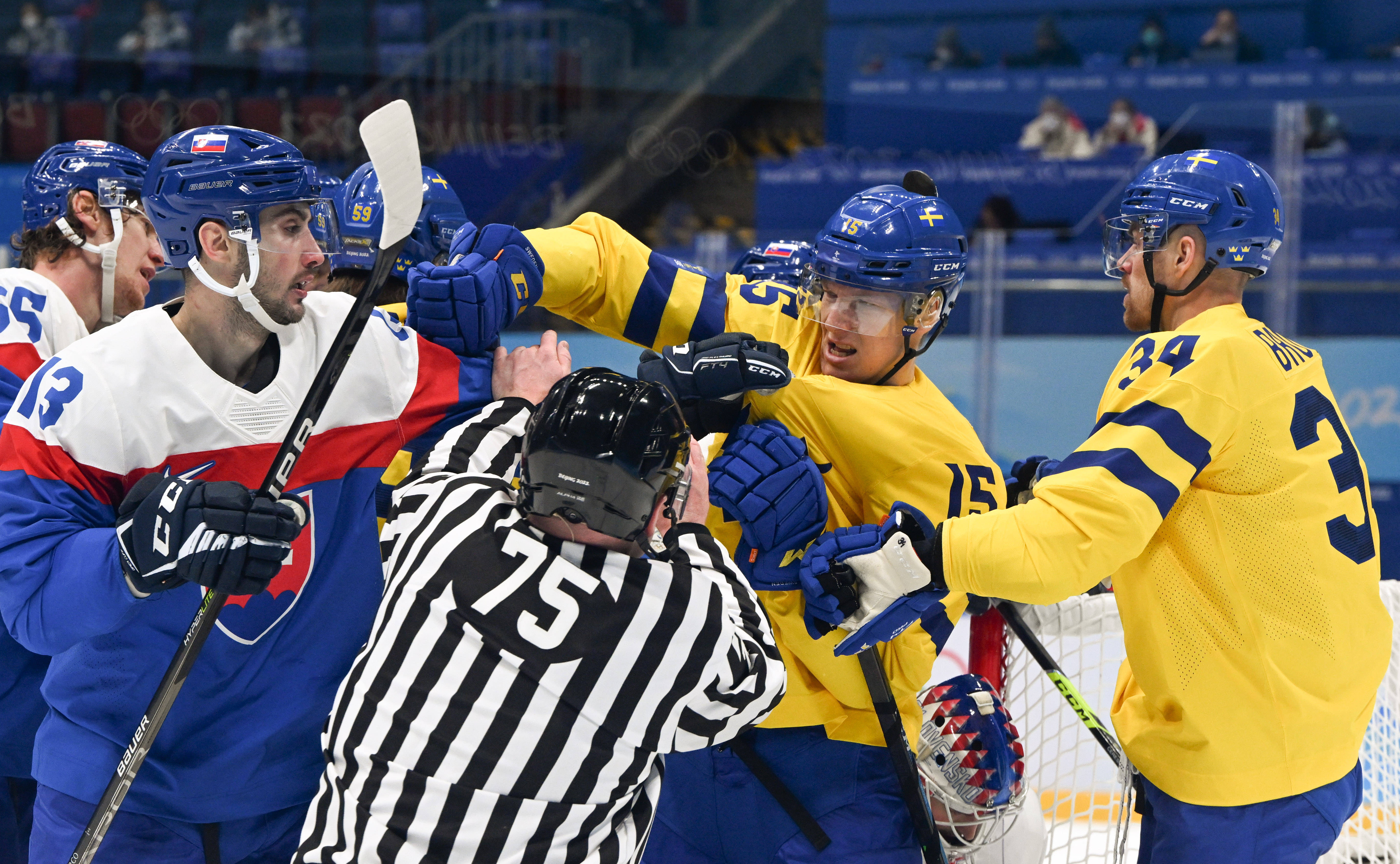 九游体育亚洲官网-关于激动人心：瑞典队与澳大利亚队加入激烈战斗的信息