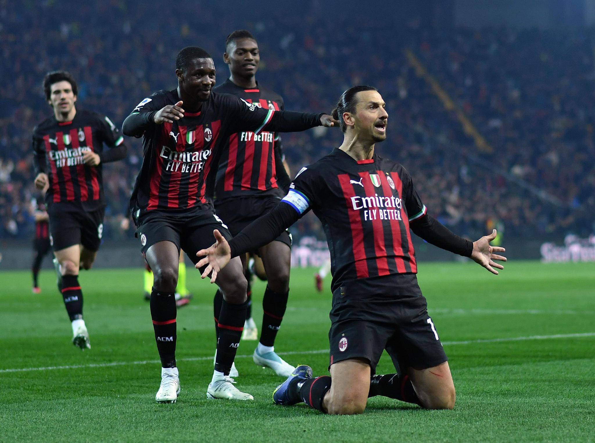 九游体育官方登录入口-包含AC米兰进攻隔离沙尔克,客场逼平的词条