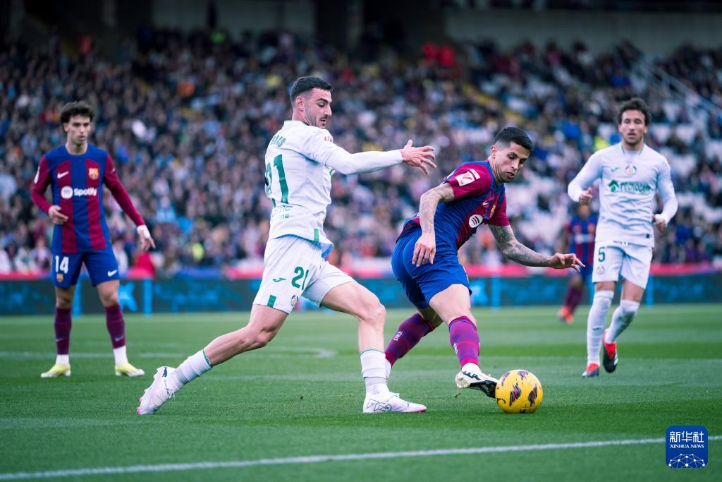 九游体育官网入口-巴萨主场大胜赫塔菲，领先优势扩大的简单介绍