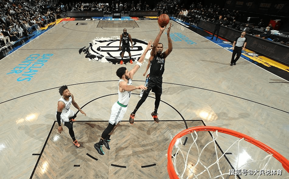 九游体育官网-篮网队突破难关，成功晋级下一轮