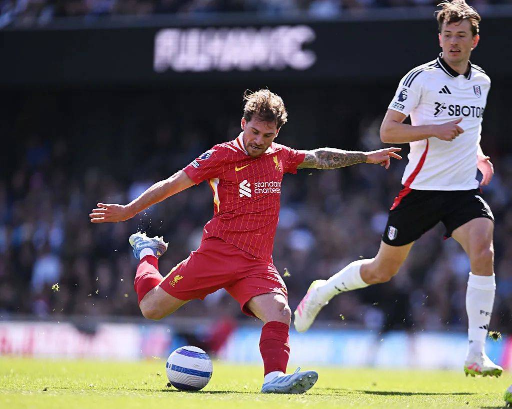 富勒姆门将神勇,助球队守住胜利 富勒姆门将神勇,助球队守住胜利