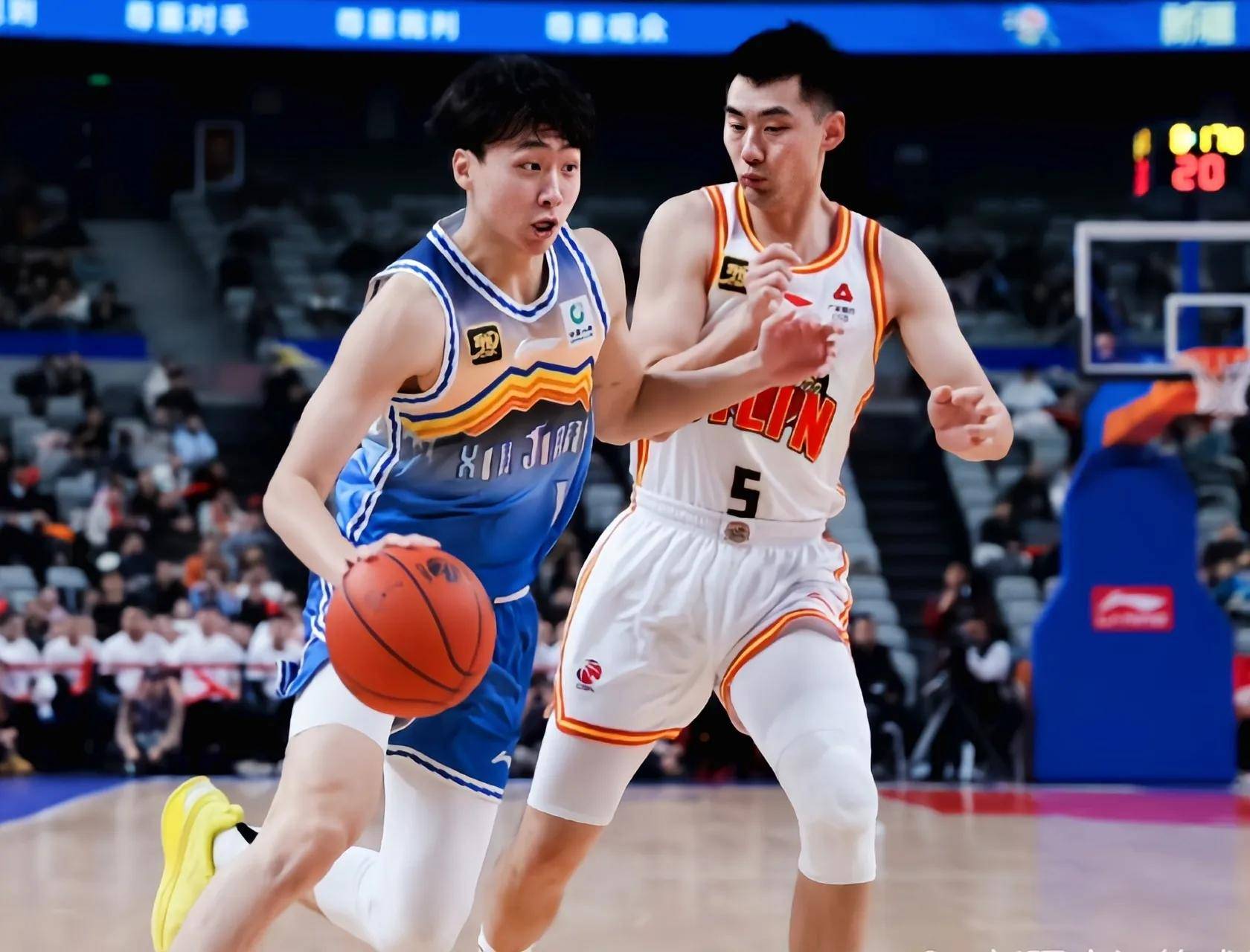 九游体育官方登录入口-包含吉林男篮战胜对手，迎来中超赛季首胜的词条