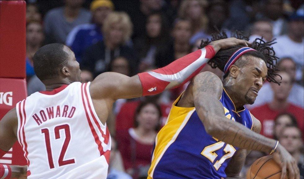 九游体育app-尼克斯队勇猛开战，力克对手夺得胜利