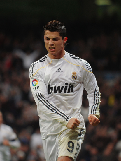 关于马拉加主场告捷,保级希望复苏的信息 关于马拉加主场告捷,保级希望复苏的信息