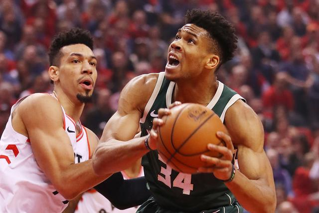 墨西哥前锋连场进球大杀四方 墨西哥前锋连场进球大杀四方